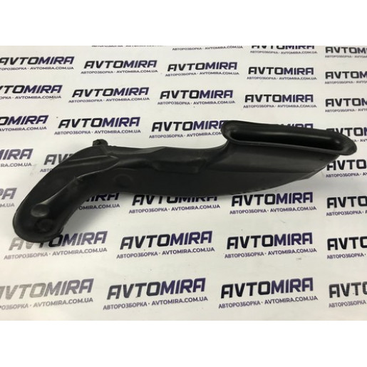 Заборник повітря Opel Astra H 2004-2010 55351756